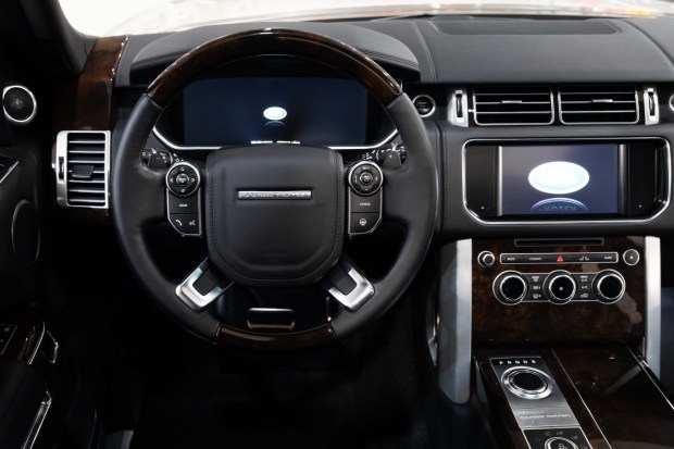29k-Mile 2014 Land Rover Range Rover Autobiography