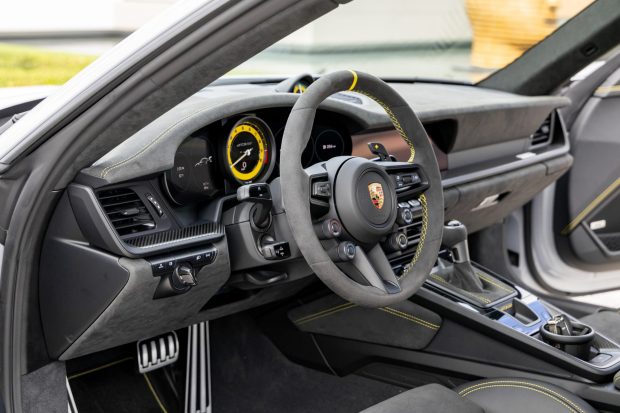 2025 Porsche 911 GT3 RS Weissach